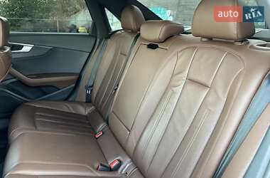 Седан Audi A4 2017 в 