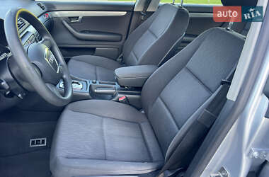 Седан Audi A4 2005 в 