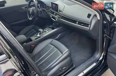 Седан Audi A4 2018 в 