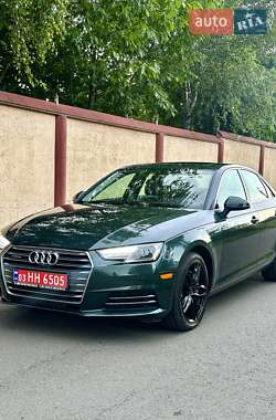Седан Audi A4 2017 в Днепре