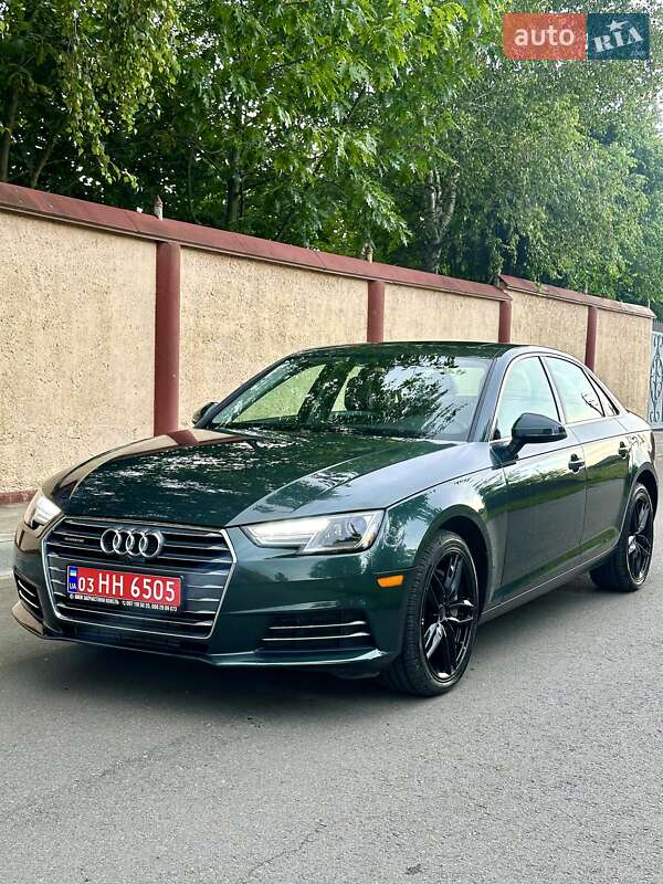 Седан Audi A4 2017 в 