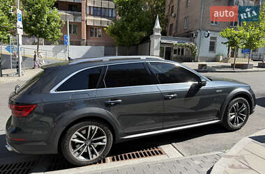 Универсал Audi A4 2018 в 