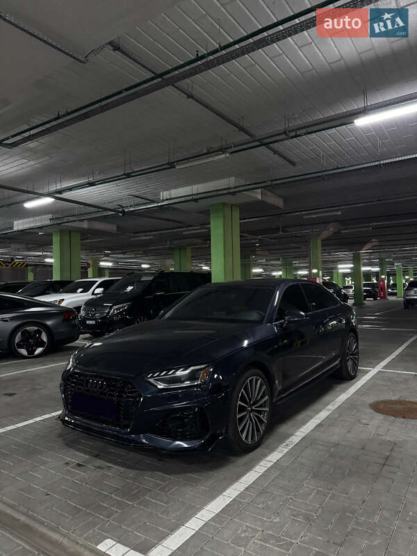 Audi A4 2017