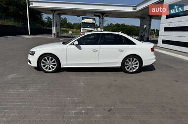 Седан Audi A4 2014 в 