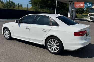 Седан Audi A4 2014 в 