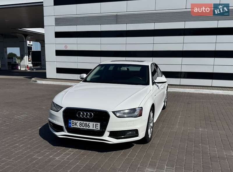 Седан Audi A4 2014 в Ровно