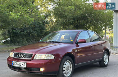 Седан Audi A4 1999 в Ровно