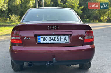 Седан Audi A4 1999 в 