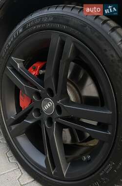 Седан Audi A4 2016 в 