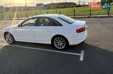 Седан Audi A4 2014 в 