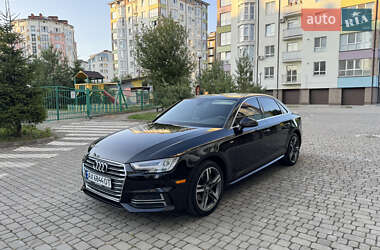Седан Audi A4 2018 в 