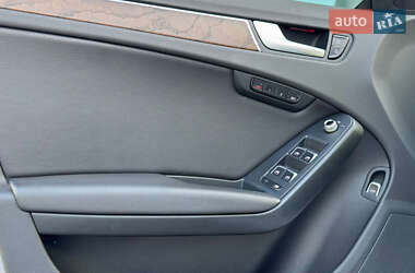 Седан Audi A4 2015 в 