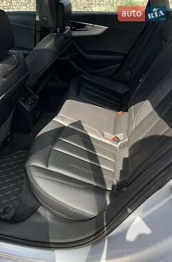 Седан Audi A4 2015 в 