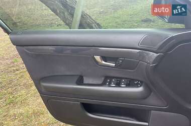 Седан Audi A4 2003 в 
