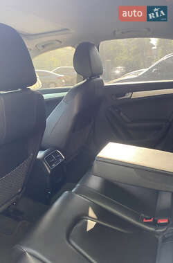 Седан Audi A4 2012 в 