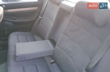 Седан Audi A4 1999 в 