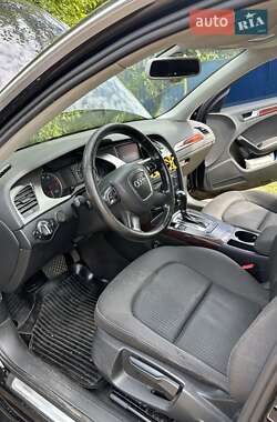 Седан Audi A4 2010 в 