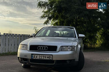 Седан Audi A4 2000 в 