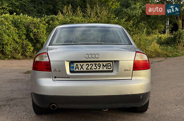 Седан Audi A4 2000 в 
