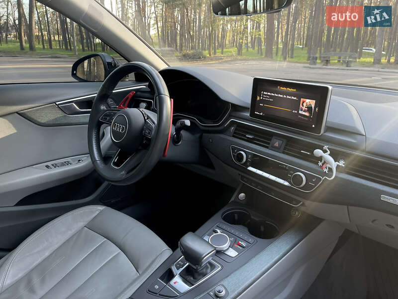 Седан Audi A4 2017 в Киеве