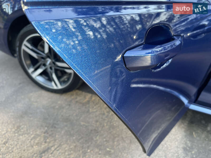 Седан Audi A4 2017 в Киеве