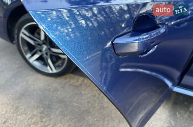 Седан Audi A4 2017 в 
