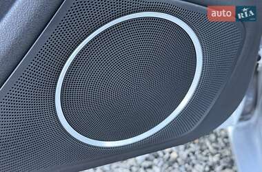 Седан Audi A4 2013 в 