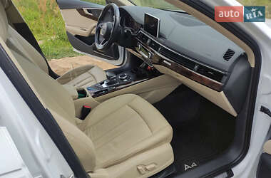Седан Audi A4 2019 в 