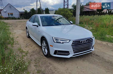 Седан Audi A4 2019 в 