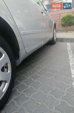 Седан Audi A4 2004 в Одессе