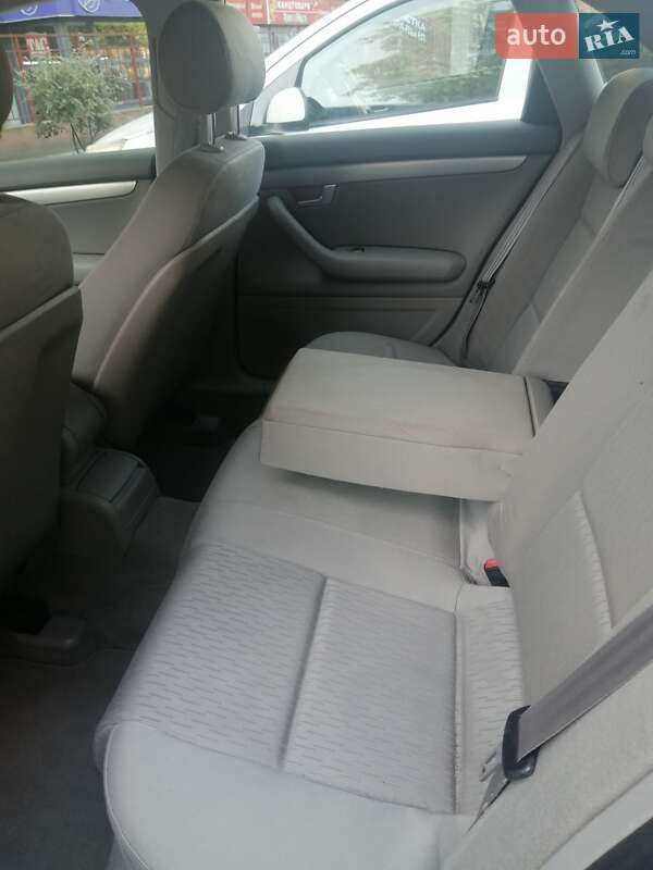 Седан Audi A4 2004 в Одессе