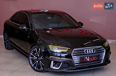 Седан Audi A4 2019 в 