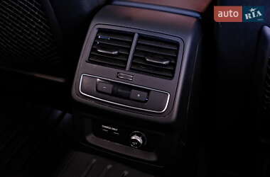 Седан Audi A4 2019 в 