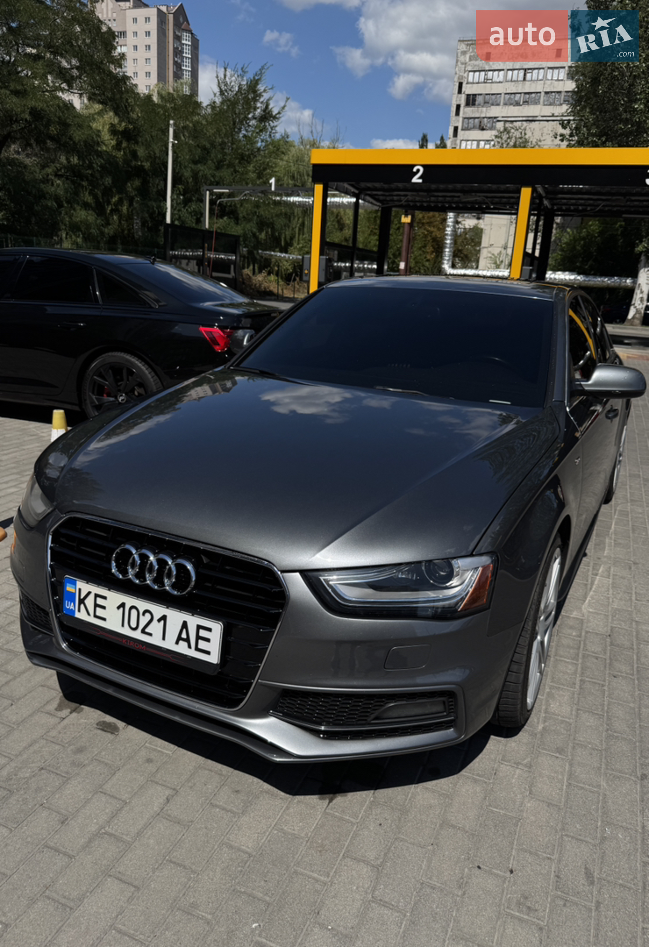 2013 Audi A4 - мініатюра 2