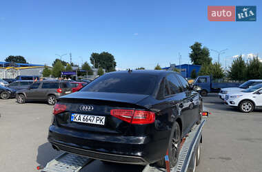 Седан Audi A4 2014 в 
