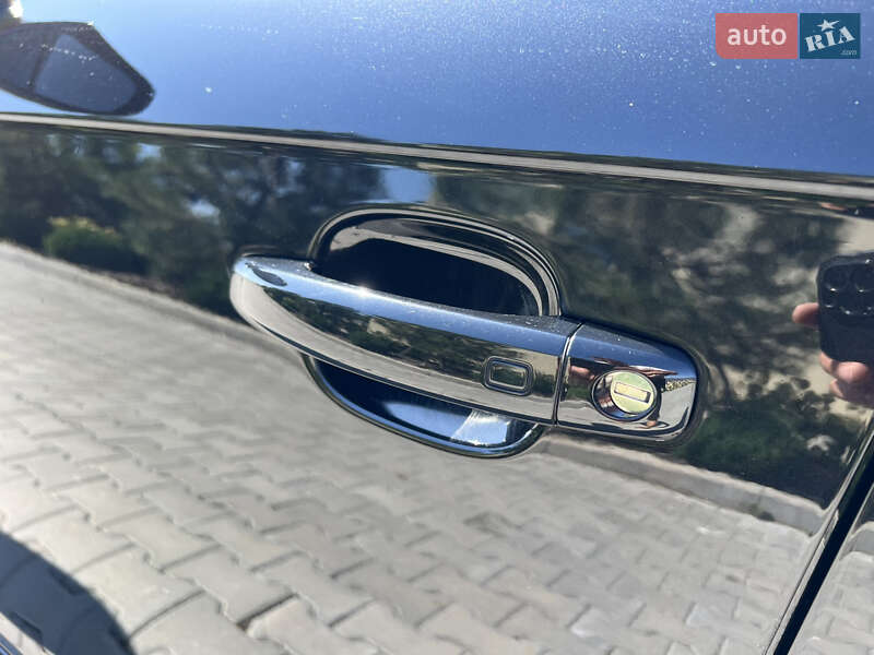 Седан Audi A4 2013 в Виннице