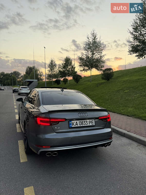 Седан Audi A4 2018 в Киеве фото 3 Седан Audi A4 2018 в Киеве