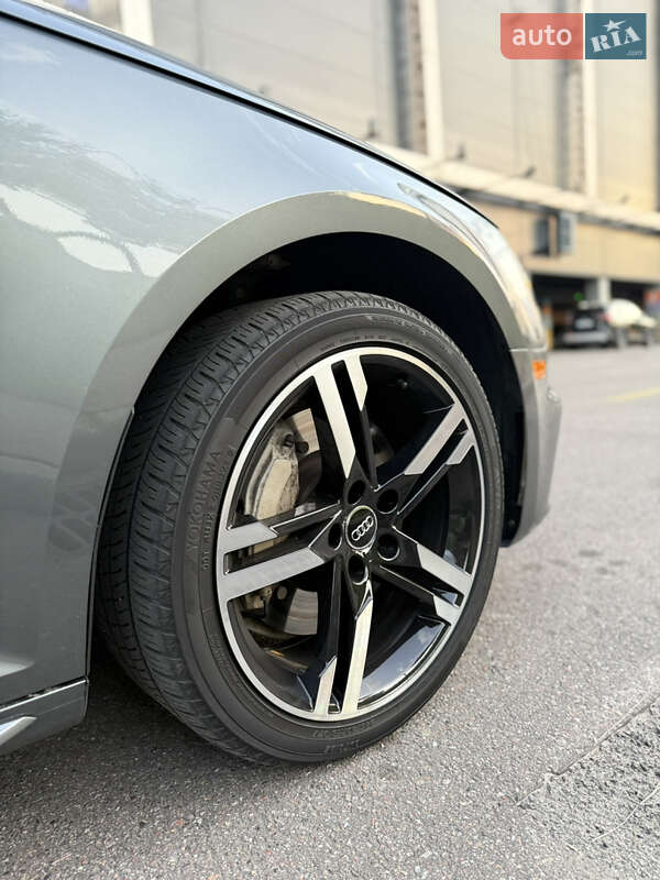 Седан Audi A4 2018 в Киеве фото 10 Седан Audi A4 2018 в Киеве