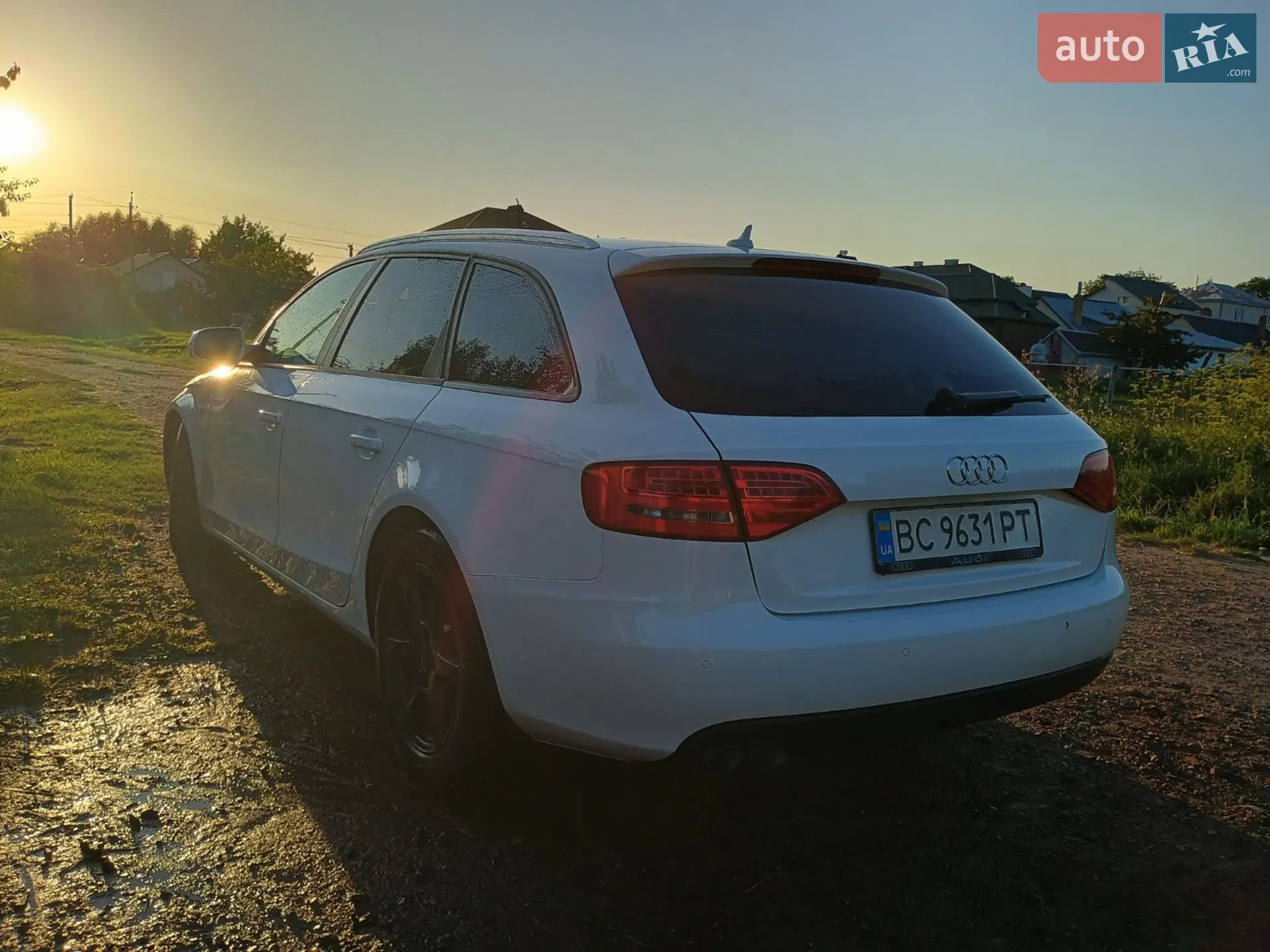 2010 Audi A4 - мініатюра 5