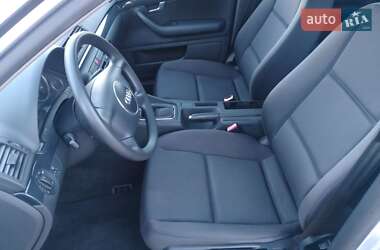 Универсал Audi A4 2003 в 