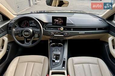 Седан Audi A4 2016 в 