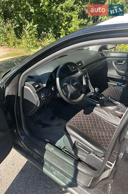 Универсал Audi A4 2004 в 