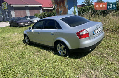 Седан Audi A4 2001 в 