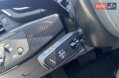 Седан Audi A4 2022 в 