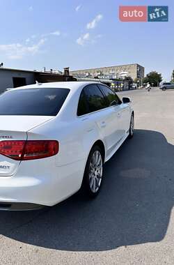 Седан Audi A4 2012 в 