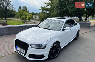 Седан Audi A4 2015 в Киеве