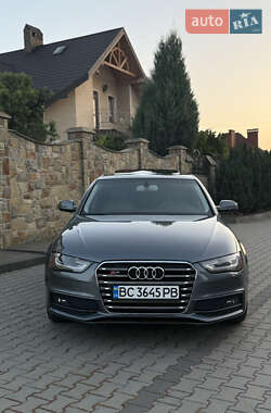 Седан Audi A4 2012 в 