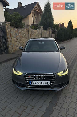 Седан Audi A4 2012 в 