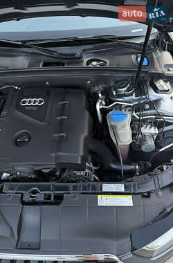 Седан Audi A4 2012 в 