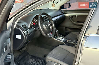 Седан Audi A4 2005 в 
